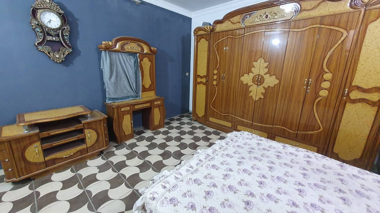 غرفت نوم للبيع نضافه مثل مموضح بالصوره نفس صوره طبق الاصل للبيع مكان ابو غريب خرنابات 

***********شراي يتصل مو يعلق موجود وات ساب
