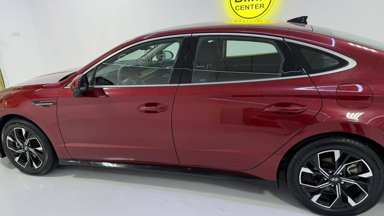 سوناتا 2025selزيرو فول مواصفات حادثه طلقات فقط ماشية 11الف ميل سياره كفاله عامه وياها بصمتين جاهزه من كلشي بدون رقم السعر 195 
 سياره موقعها بصرة*********** الميمونة, ميسان
