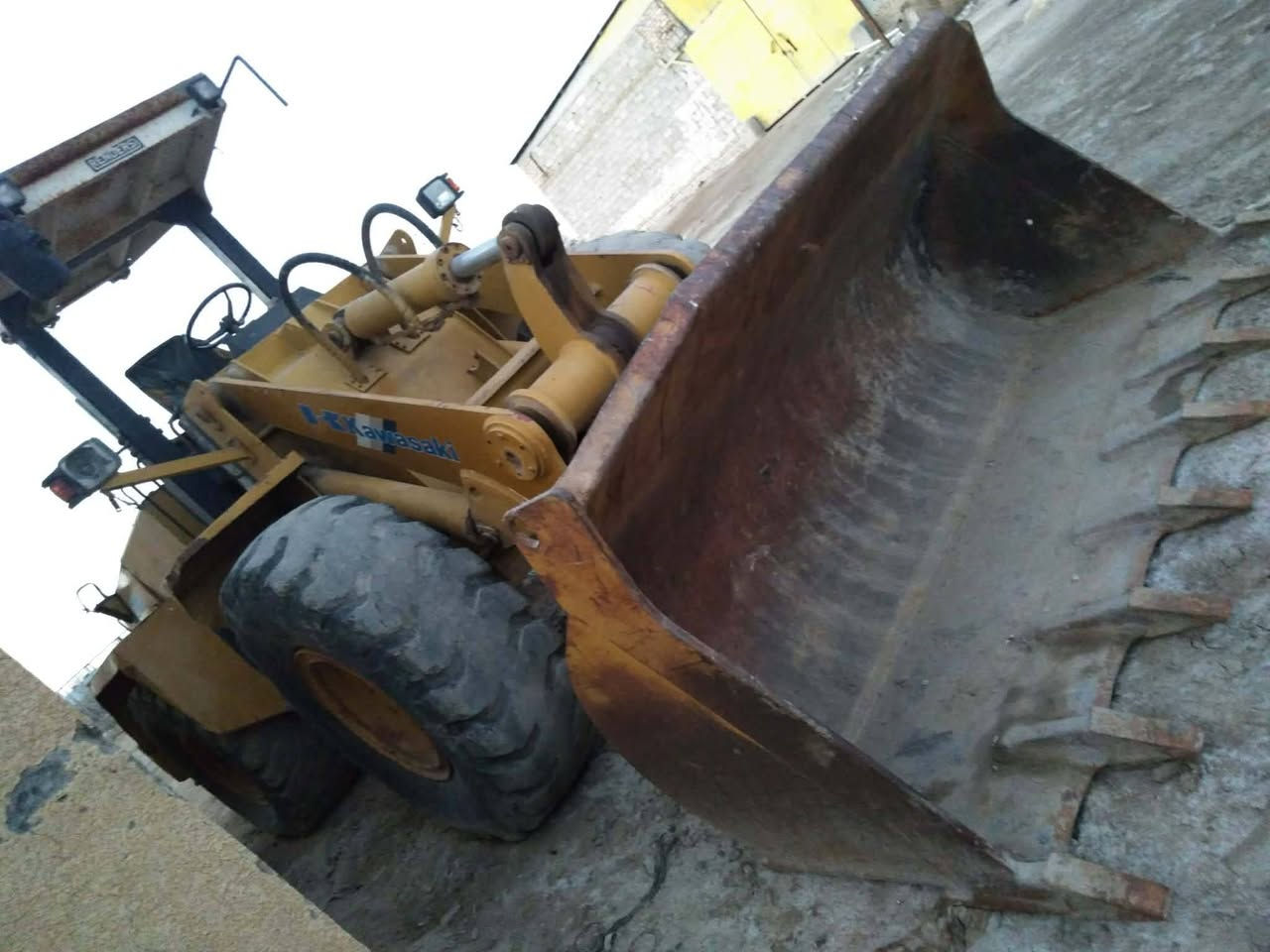 شفل البيع حجم 70مكينه جديده كربلياته كله شغاله بدون رقم ***********
