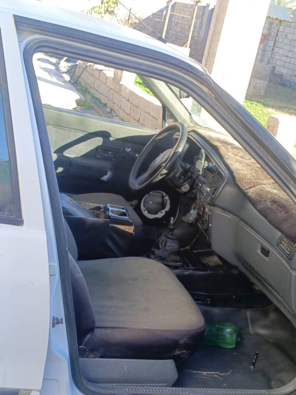 اسلام عليكم سياره رينو شرط اتحويل كير محرك شرط تايرات نص عمر السعر مناسب 11بيها مجال ترهم امراوس شعندك نزل رقمي ***********
