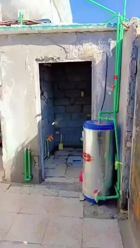 الهم وصلي على محمد وال محمد
بيت زراعيه البيع بي وصل طابو وره تربيه جديدة قريب الحولي وره البوابه 130متر بسعر اخو البلاش 
يتكون البيت 
من غرفتين نوم 
صحيات داخليه وخارجيه 
صاله 
مطبخ 
دوانيه هيكل 
بسعر كلش مناسب 
***********
***********
