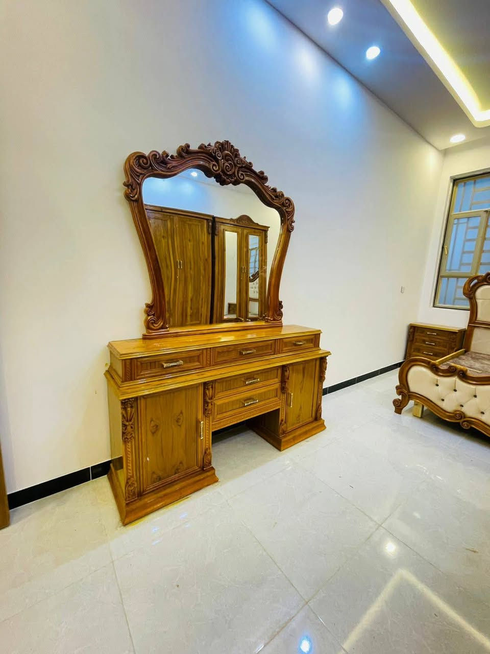 غرفه صاج جديده تكمه تفصال على يد نجار نوع خشب خارج 5ملم صاج 
وداخل 4ملم صاج
داخل وخارج صاج 
صبغ صاجي حراري


**إذا كنت صاحب هذا الإعلان وتريد حذفه لأي سبب، رجاءا أرسل رسالة إلى الدعم الفني**