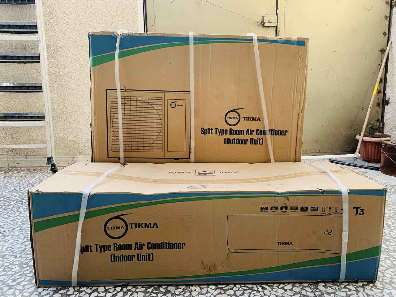 سلام عليكم سبلت 2طن بعده بلكارتونه          سعره 550 نهايته سعر الشراء مالته 700 العنوان بغداد مدينة الصدر ***********
