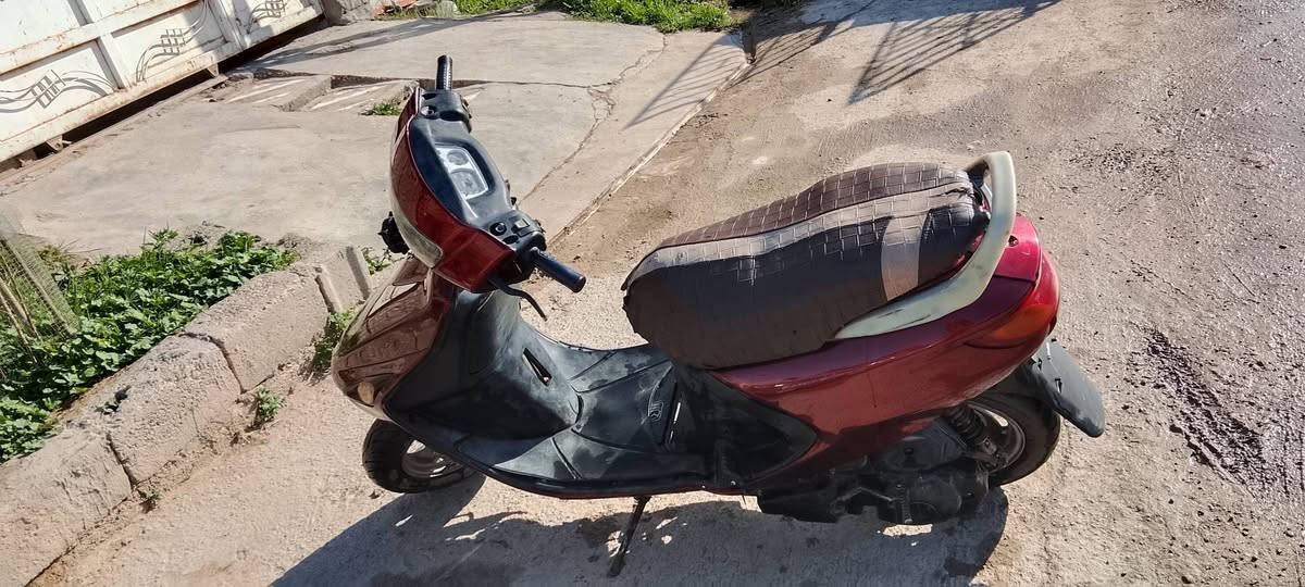 السلام عليكم دراجه فورتي  السرعه 140 دراجه حلوه وكامله كلوبات شاير كلها شغال ماكينه ما مفتوحه مكاني ديالى خالص هبهب سعر 325 وبيها مجال وهذا رقمي***********
