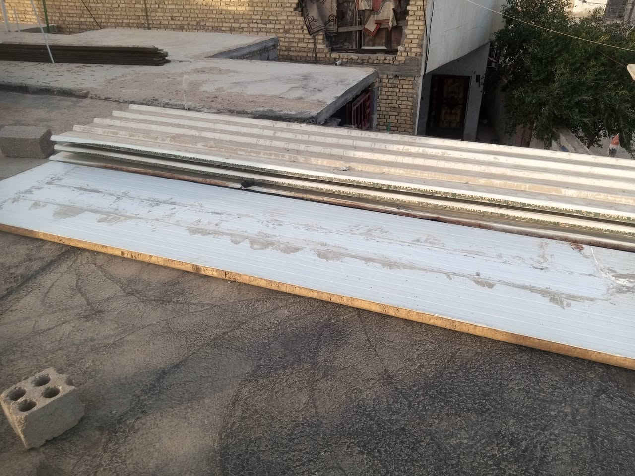 سندويج سنا بنل عراقي 4 قطع ، 7 ونص الطول سعر المتر 12الف نضيفات ما مضروبات ولا برغي جانن سقف غرفه
السعر 350
العنوان الناصريه تقاطع الاسكان 
للتواصل ***********
