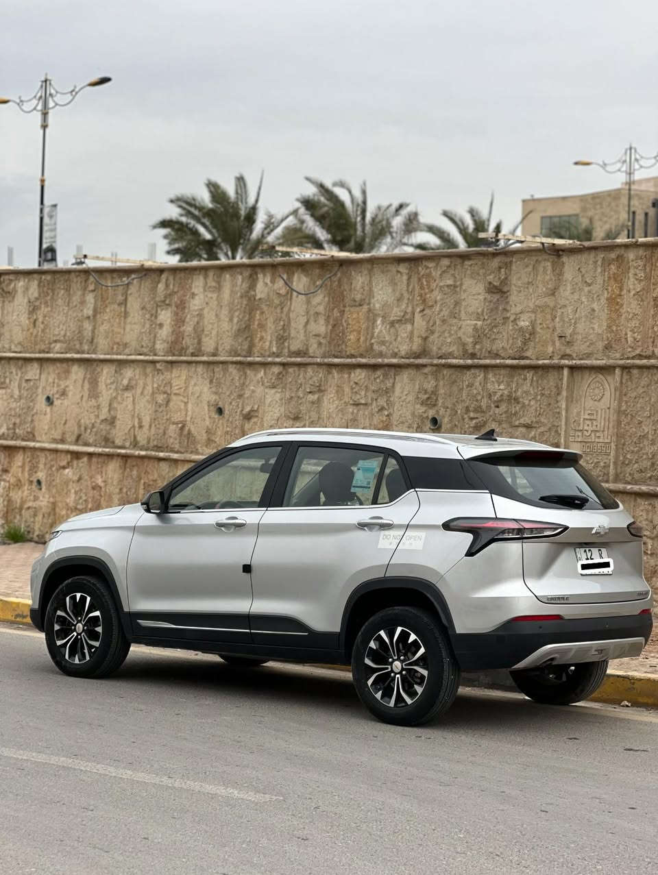 السلام عليكم رمضان كريم
مستمرين بعروض رمضان 
شوفرليت كروف 
موديل ٢٣ 
ماشيه ٩ الف كيلو فقط
رقم نينوى مشروع وطني 
شرط التحويل 
.
وارد خليجي 
كفاله عامه السياره 
بدون صبغ بدون بارد 
.
المواصفات 
شاشه كبيره 
كامره خلفيه 
بانوراما 
بلاجكتور امامي 
عداد ديجتال 
اشاير بل مري 
كروز سرعه 
ابل كار بلي 
وبقية المواصفات المعروفه 
.
سعر مناسب 
العنوان الموصل حي نركال 
لمعرفه السعر الاتصال على الرقم 
***********
