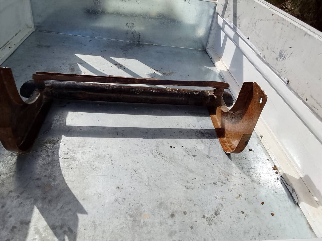 السلام عليكم دعاميه للبيع حديد ثقيل ***********
