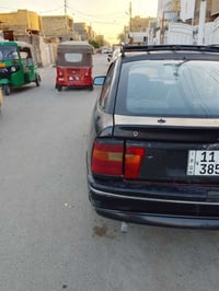 للبيع • سيارة • معلومات ناقصة