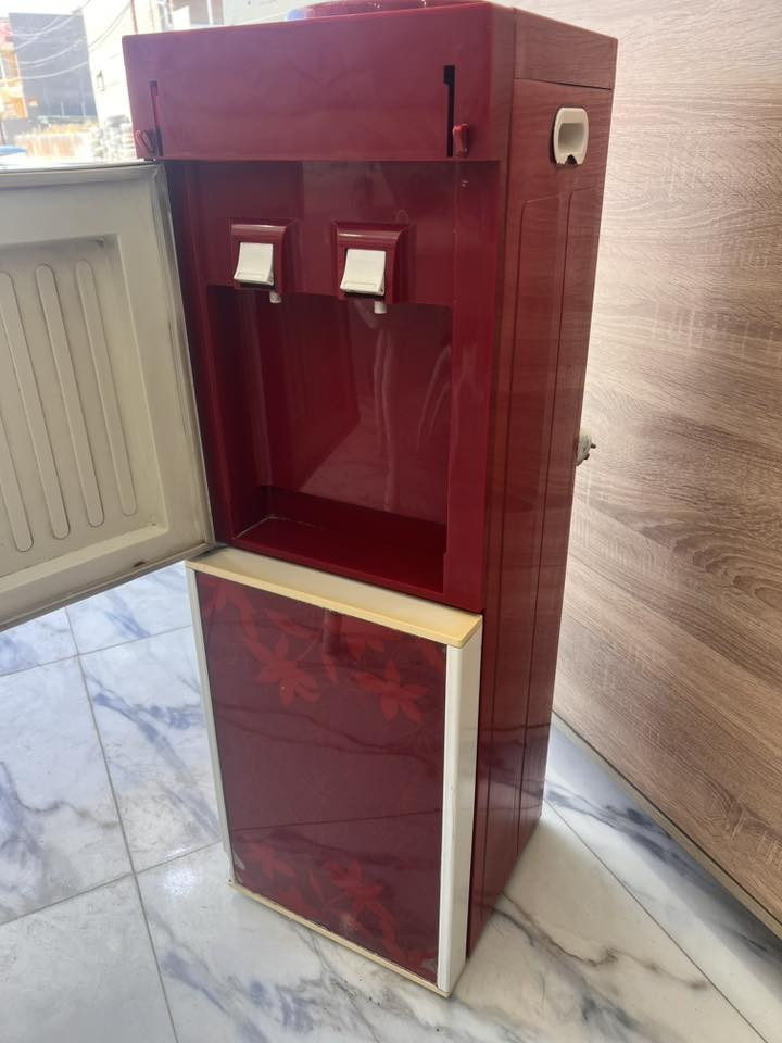 برادات ماء نظيفات 
وشغالات حار وبارد
سعر الوحد 50 الف 
***********
حلة شارع الكورنيش
