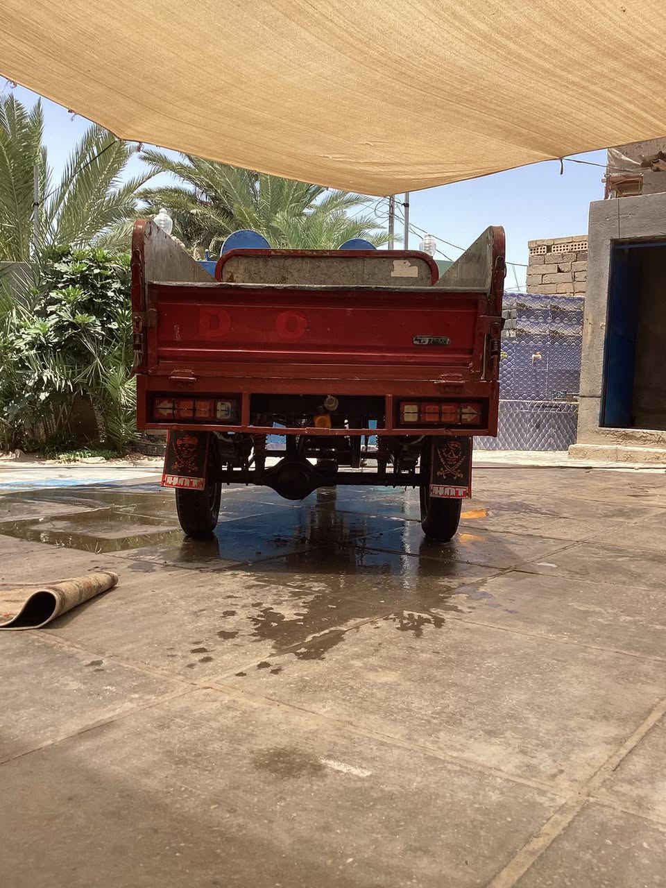 سلام عليكم
ستوته جمره فحل للبيع موديل 2020
مكينه 150cc جديده كفاله عامه 
كير بوكس جانبو 200cc
گاردن اكسل جديد بل باكيت 
بدي حصيره بلاد امغلفه حديد مغلون 
شاصي كفاله عامه اوراق اصولي 
سعر 1700 بيه مجال للشراي 
للتواصل ***********
