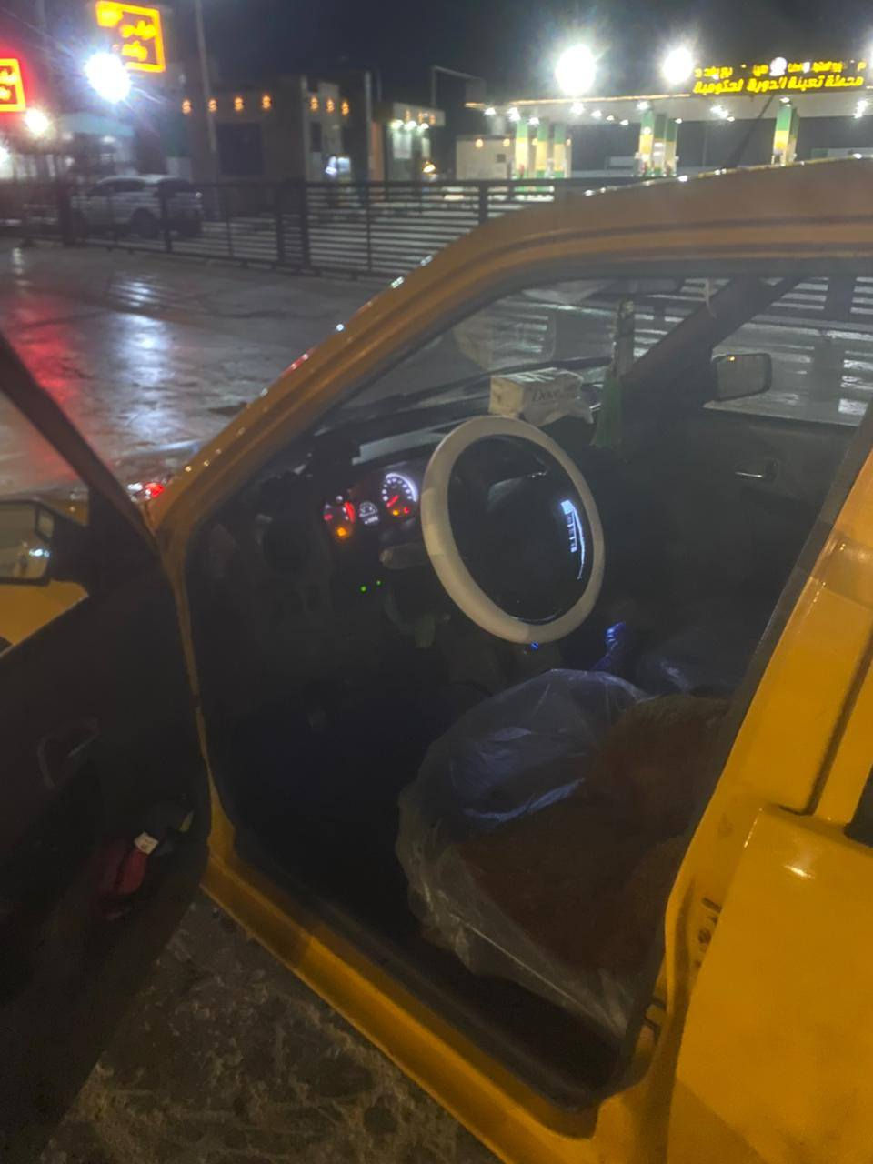 اسلام عليكم
سايبه مديل 2018 للبيع خير من الله
نظافه فول غرفه فول
عليها  تقويه شواصي 
كير ومحــرك مكــفول
كهربائيات كلها مكفول 
شواصـــي بلاد شــركه 
رقم دولي تحويل مباشر 
مبدل جاملغ جه السايق فقط 
مكاني بغداد دوره سعر 44  وبيها مجال 
***********
