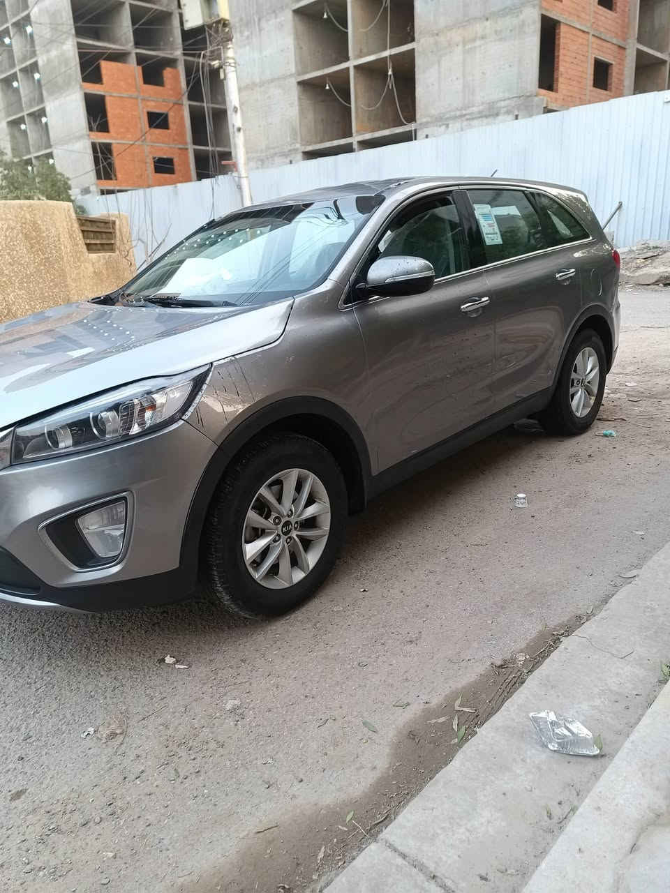 سلام عليكم سورنتو موديل 2019رقم سليمانية سيارة مكينة كير صدر امامي خلفي كلة مكفول  تحكم ستيرن جهتين شاشة كأمرة 7راكب جاهزة اي نقص ما بيها بيع سريع معروضة 150وبيها مجال حك اجية***********
