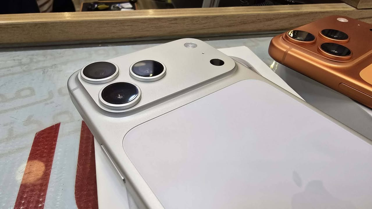 بيع شراء مراوس
17برو ماكس عربي شرق اوسط ذاكره 256 بطاريته 100عدد دورات شحن 22 

17برو ماكس عربي شرق اوسط ذاكره 256 بطاريه 100عدد دورات شحن 21 

ديوانيه شارع المصورين مكتب رويال للاتصالات قرب مصور سومر 
رقمي للاستفسار ***********
