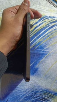 اخوان موبايل آيفون 12 بر ماكس الذاكره 256 البطاريه 86 المبايل نضيف كلش...