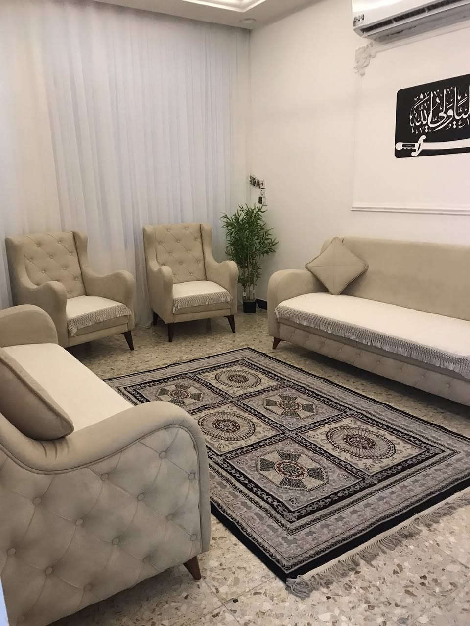 تخم تركي عشر مقاعد نظيف جدا اخو الجديد


**إذا كنت صاحب هذا الإعلان وتريد حذفه لأي سبب، رجاءا أرسل رسالة إلى الدعم الفني**