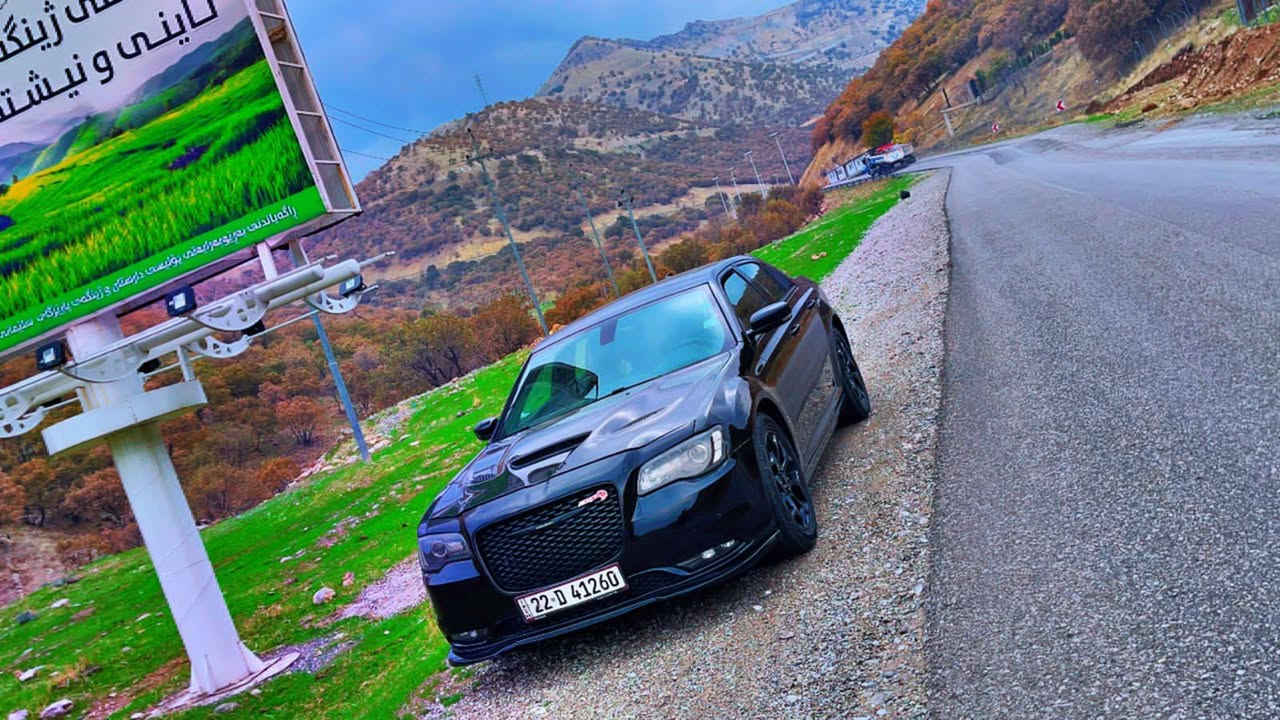 سلا عليكم شباب كرايسلر موديل ٢٠١٦ فور ويل  للبيع
سياره فول مواصفات الاخير وارد كندي حادثها بنيد وربع من جاملغ  جاملغ مصلح نفسه وبنيد مصلح نفسه بنيد مبدل فقط للجماليه تريد قديم موجود
صور حادث مرفقه مع منشور
رقم سياره اربيل بسمنا مو بسم كردي
السعر 220$  وبيها مجال 
مكان كربلاء رقمي ***********
مامتواجد عل نت فقط اتصال
