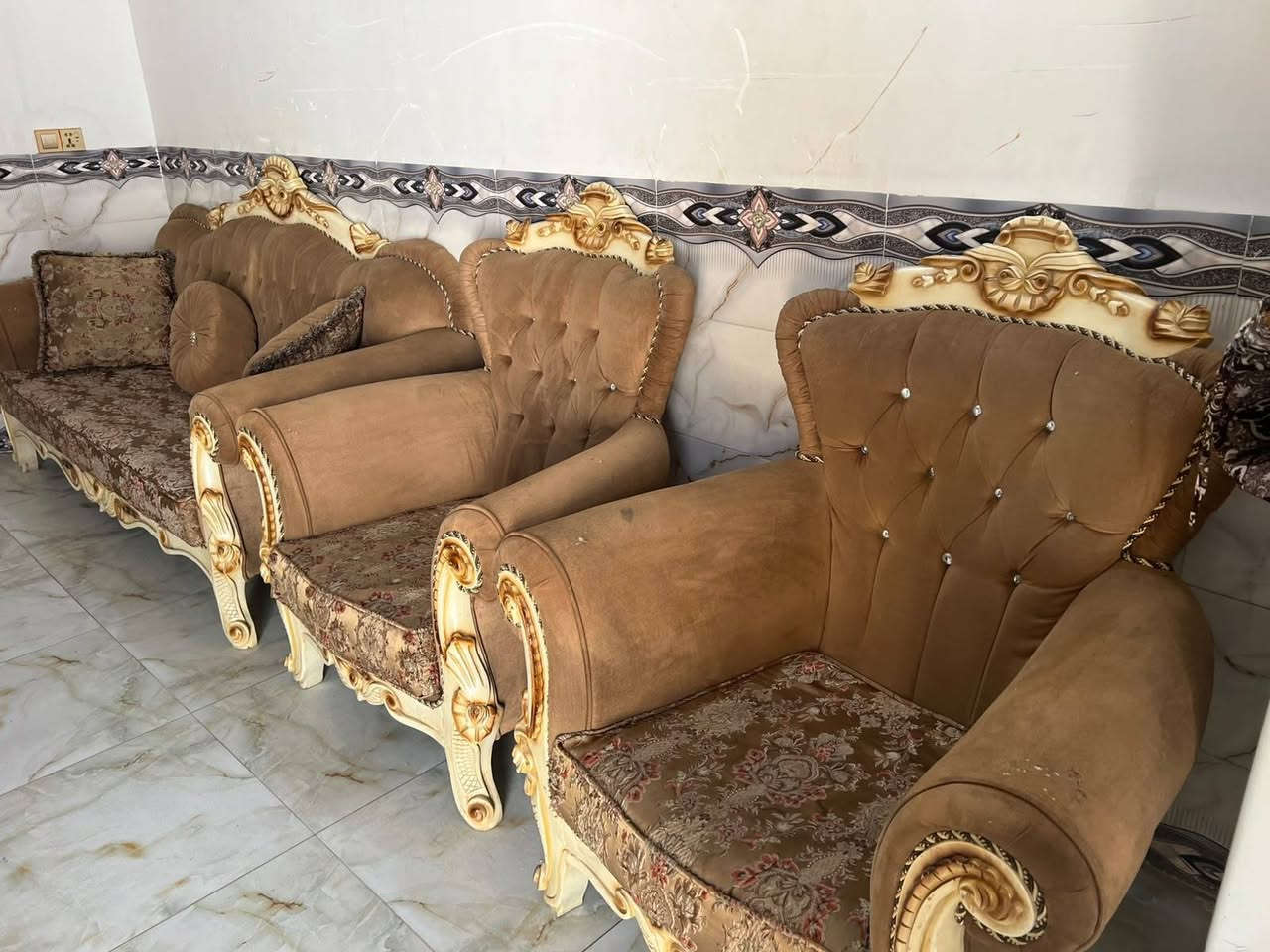 الي يدور شي مرتب وضخم هذا تخم قنفات ملكي ابو التاج ضخم 💪💪 تسكَام ١٠ نفرات مع كوشات شي مرتب السعر ٤٥٠ الشراي يجي خاص مكان نجف النجف, العراق


**إذا كنت صاحب هذا الإعلان وتريد حذفه لأي سبب، رجاءا أرسل رسالة إلى الدعم الفني**