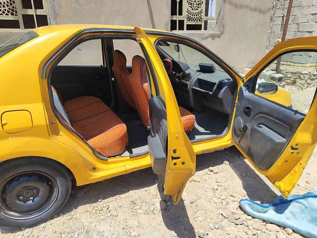 رينو للبيع مكفوله كفاله عامه بيه اخياسات قليله الرقم بغداد والمالك بالخضر السعر 26 مكان السماوه للستفسار على هذه الرقم *********** مكلف بل نشر
