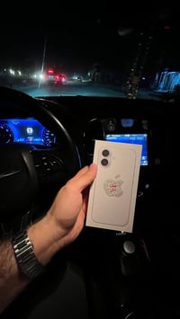 ايفون 17 • ٢٥٦ • نجف