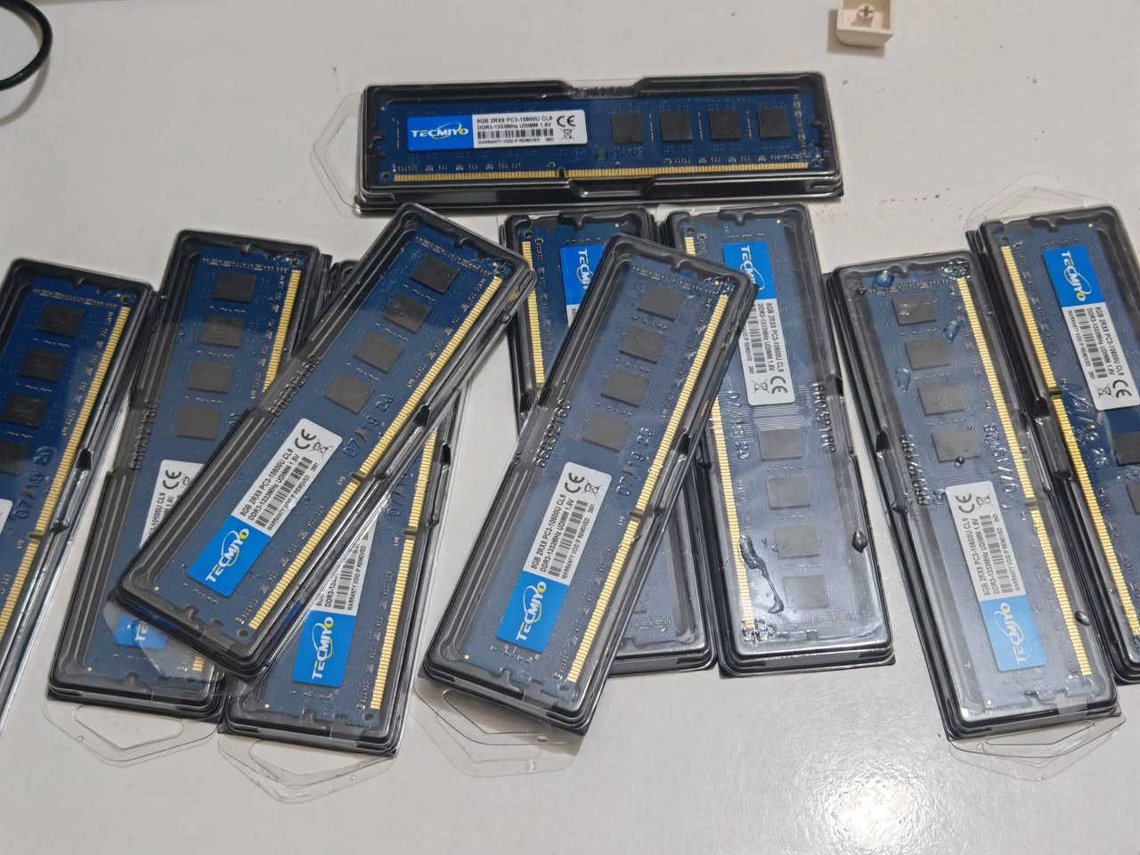 رام 8 كيكا ddr3 
سعر القطعتين 15 الف حجمهن ١٦ كيكا كل قطعه 8 كيكا


**إذا كنت صاحب هذا الإعلان وتريد حذفه لأي سبب، رجاءا أرسل رسالة إلى الدعم الفني**