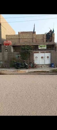 بيت طابو صرف للبيع  المكان حي العمال مقابيل الملعب لخماسي عشارع الرئيس...