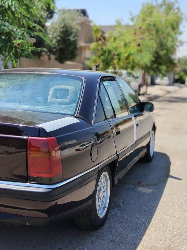 اوميكا موديل 92 بي دفتر بانزين سنويه لل 2031شرط تحويل بسمي صدر امامي خلفي جديد مشط ستيرن جديد تخم تاير شادة جديد كهربائيات كولهة شغالة غرفتهة يحتاجه شوي شغل كير محرك شرط سعره 35 بي مجال كركوك, العراق


**إذا كنت صاحب هذا الإعلان وتريد حذفه لأي سبب، رجاءا أرسل رسالة إلى الدعم الفني**