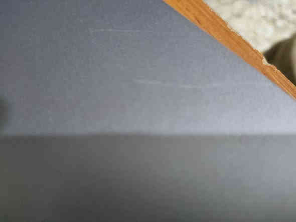 السلام عليكم

للبيع لابتوب Lenovo LOQ 15 IRX9 

 الجهاز نظيف واستخدام خفيف لمدة 4 أشهر فقط.
بي خدش صغير جداً بالكفر الخارجي، ما يأثر نهائياً على الشغل موضح ب الصوره

المواصفات:

المعالج: Intel Core i7-13650HX

كرت الشاشة:  NVIDIA RTX 4060 8GB

الرام: 24GB DDR5

التخزين: SSD 512GB

الشاشة: قياس 15 إنچ، دقة FHD مع تردد 144Hz
شاحنه: 230W

الجهاز مثالي للألعاب الثقيلة، المونتاج، البرمجة، والشغل الجامعي.

الهدايا المرفقة:

ماوس

جنطة لابتوب

ماوس باد حجم 5cm × 20cm

السعر: مليون و 300 
للتواصل: (***********)
العنوان : بغداد
