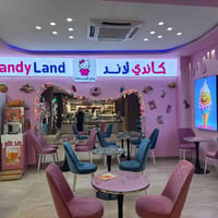 كراسي مع ميز عدد 5 للبيع مستعجل ع بيعتهم  يعتبرن استراحه كراسي 2 وميز ...