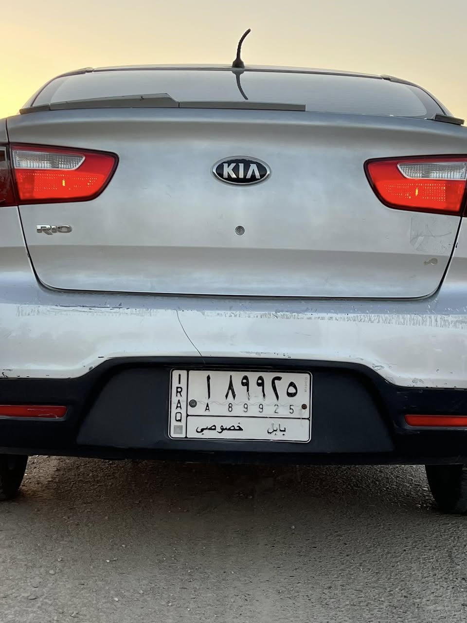 السلام عليكم للبيع كياريو موديل 2015 خليجي مكينه 1600دوش رقم بابل الماني كير محرك حداديه تبريد تخم تاير جاهز من كلشي جاملا امامي صبغ فقط والباقي كفاله من الضربه والصبغ والتبديل رقم الهاتف *********** رقم بي واتساب بيع أو مراوس العنوان بابل السعر 78 بيع سريع
