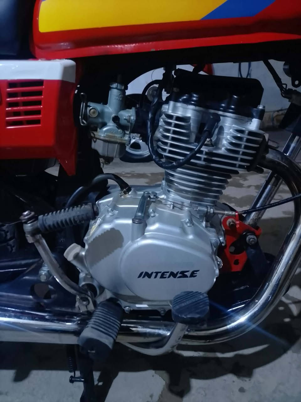 السلام عليكم دراجه انتنس للبيع درجة خير من الله درجةموديل 24شلعه ومعدل وسرعه العنوان ديالى كنعان الرقم ***********اتصل وبيك خير ودلل
