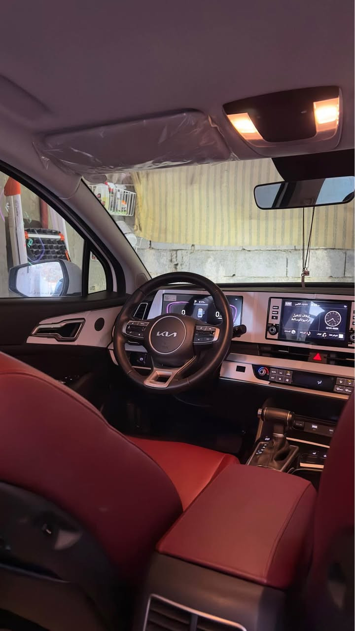 السلام عليكم 
كيا سبورتج موديل 2024
ماشيه 11 الف كيلو متر 
سياره بحاله وكالة صفر Nim
اوراق ضمان الشركة ( اكدال ) بعدها باقيه بيها 
مكفولة عدا شي قليل كلش تعديل pdr بالجامرلغ الخلفي جهة السكن
رقم.اربيل تحويل و غرامه بنفس اليوم

مواصفات السياره
 
بصمه عدد 2 
‏DRIVE MODE
ايكو _ نورمال _ سبورت _ سمارت
بريك AUTTO HOLD 
هندبريك (P) دكمه 
تشغيل عن بعد 
رادار جانبي 
نقطة عمياء 
حساس خلفي و امامي
تبريد مركزي ولمس وقطعتين
مرايات شفط و نظام ترحيب
تحكمات ستيرن جهتين 
مثبت السرعه 
كيج ديجتل 
شاشة اندرويد & كار بلي
شفتات ستيرن
بك لايت ولايتات LED
كاميرا خلفيه دواره
كشنات جلد لون قرميدي
تدفئة كشنات + ستيرن 

للأستفسار اكثر [ ***********]
مكان السيارة كركوك
تشوفها غالية صل على النبي و اعبر المنشور كركوك, العراق
