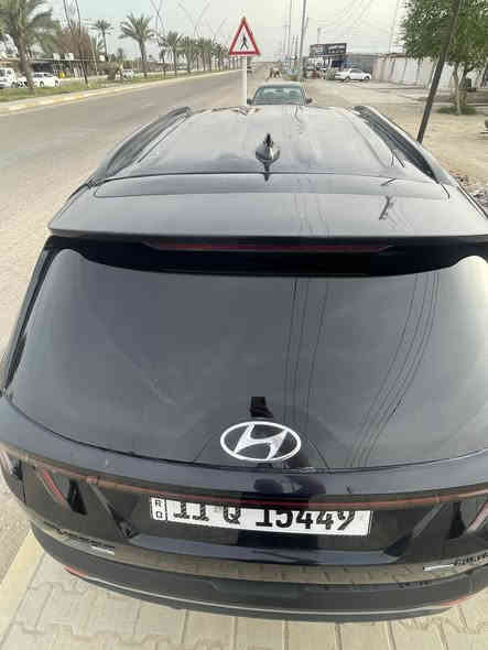 توسان موديل 22 هايبرد 
رقم بغداد بأسمي ثاني يوم احولك
🤡سعر مغري 🤡
السيارة مواصفات كلش حلوة تحكم شترين شفتات رادارات امامي جانبي خلفي مانع انزلاق تحديد سرهة هواي مواصفات 
الحادث موضح مع الصور ابيع صبغ عام تقريبا 
السعر 155 بيع مستعجل وعل ايدي مصلحة 
 للا ستفسار ***********
