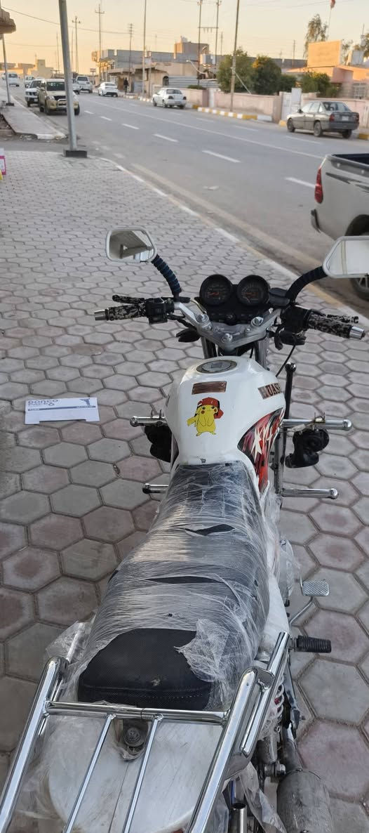 سلام عليكم هيوشه للبيع ماطور نضيف موديل 21 محرك علا وضع الشركه مابي اي نقص ترايك للبصره بدون اوراق
السعر 700 وبي مجال قليل 
رقم الهاتف ***********
