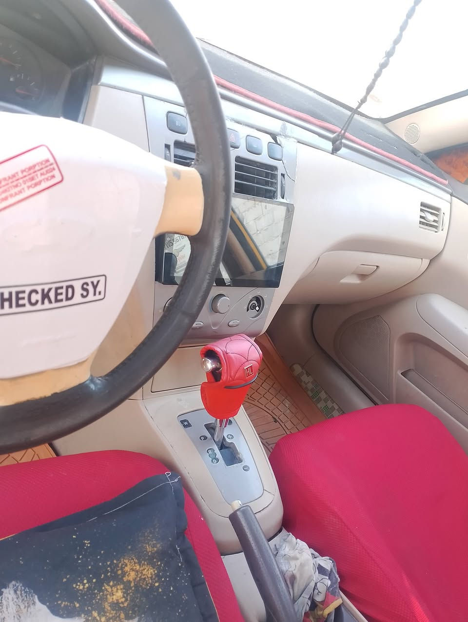 سلام عليكم شيري اي5 مديل 2011
مصفره هيئه وغرامات مكينه وكير كفاله رقم نكليزي سنويه 2028 تنتهي
كهربائيات كلهه شغاله غرفه حلوه مكفوله من الضربه  بيه خياس خمس اصابع  موضح  بالصوره مكاني بصره ابو الخصيب السعر 37 وبيه مجال حك الجيه ‏‪0773 423 1451‬‏
