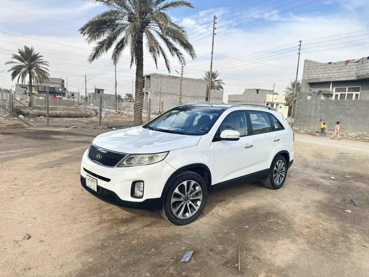 سيارة سورنتو 2014 
مكينة 4 سلندر
رقم بغداد 
بانوراما 
للأستفسار الاتصال 
***********
