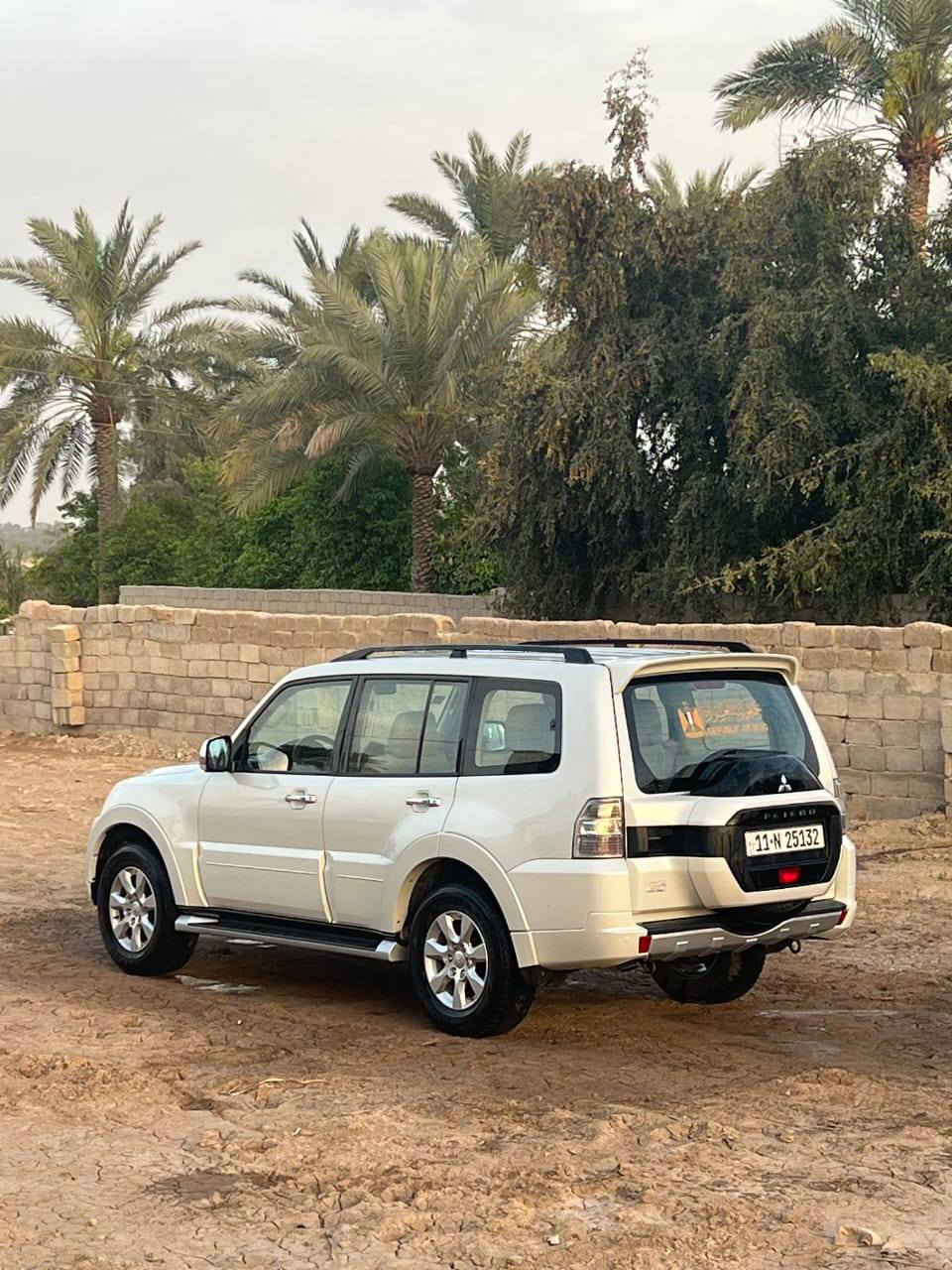 باجيرو مديل 2015  حبتور فول مواصفات 1/1
رقم بغداد

ماشيه 120 الف حقيقي 

هزه وسنويه جديد ل 2029

كير ومحرك بشرط مكفولات برغي ما مفتوح

السياره مكفولة عدا الجاملغ الايسر جهة السايق وشوية من البنيد بدون ايرباك 

المواصفات 

فتحه 

كير 5 نمر

حساس خلفي 

كشنات جلد اصلي 

ثلاث قطع تبريد 

سبعه راكب 

زراك لايت 

لايت زنون اصلي 

دمام خلفي 

تحكم ستيرن جهتين 

كشنات كهرباء 

اشاير بل مري 

مري شفط 

سبير مانازل 

ثلاجة

فور ويل 

مثبت سرعه 

مواصفات الحبتور بعد معروفه 

محرك 3500 برغي ما مفتوح بي 

السعر 189 وبيها مجال بسيط للشراي 

مكان السياره بغداد

رقم الهاتف ***********  الشراي يتصل وبي خير ويتدلل
