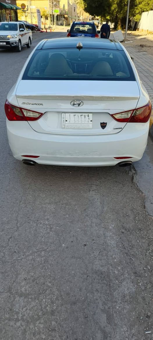 سوناته  مديل  ٢٠١٢ وارد امريكي  فول موصفات  حادث جاملق وبنيد  بيه صبغ  ٤ قطع صبق  مكفوله من مكينه وكير وحداديه وتبريد ثلج  السعر ٨٨ الاستفسار ***********  ماكان السياره كربلاء
