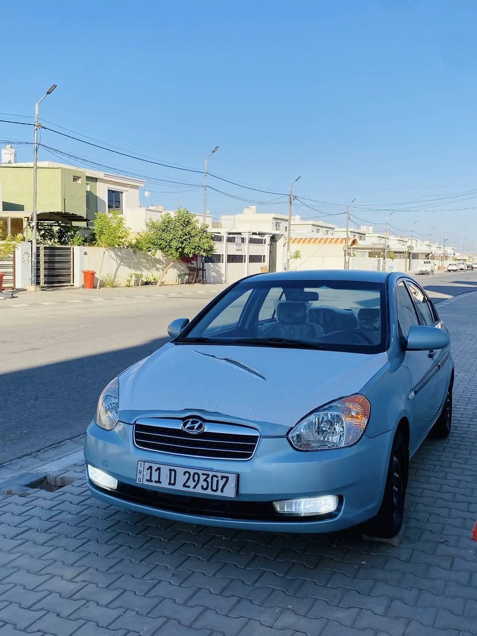 السلام عليكم 
اكسنت خليجي 
موديل 2008
لون سمائي مميز 
محرك 1600 
كير و مكينه جديد 
حداديه جاهزه 
تبريد ثلج ❄️ 
داخل  بيجي 
تخم  تاير جديد 
البنيد ربعه بي صبغ 
وجاملغ الخلفي بي صبغ بس 
رقم بغداد نكليزي مجدد ل 30 
بسمي المكان النجف الأشرف 
السعر ( 85 $) وبيه مجال 
رقم الهاتف : *********** 📞
