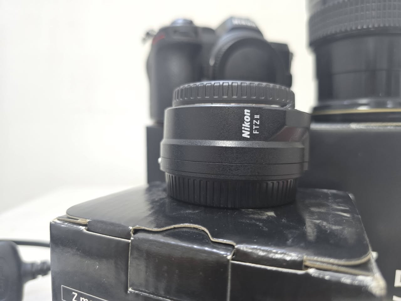 ​لكل محبي التصوير ومحترفي نيكون، متوفر باكج تصوير كامل متكامل وجاهز للعمل فوراً وبحالة ممتازة جداً:
🔹 الكاميرا: Nikon Z5 (فول فريم، غنية عن التعريف بأدائها وألوانها) (نضافة 100 شترها 20.000.)
( 2 بطارية )

🔹 العدسة: Nikon 24-120mm (العدسة الجوكر، مثالية للمناسبات، التغطيات، واللاندسكيب) ( نضافة ٨٥)

🔹 الملحق الإضافي: أدابتر تحويل العدسات (FTZ Adapter) – يخليك تشغل كل عدسات نيكون الـ F القديمة والحديثة على فئة الـ Z بكل سلاسة وبدون أي فقدان بالجودة.( نضافة 100 )

يرجى الاتصال أو المراسلة واتساب على الرقم: *********** 

​لكل محبي التصوير ومحترفي نيكون، متوفر باكج تصوير كامل متكامل وجاهز للعمل فوراً وبحالة ممتازة جداً:
