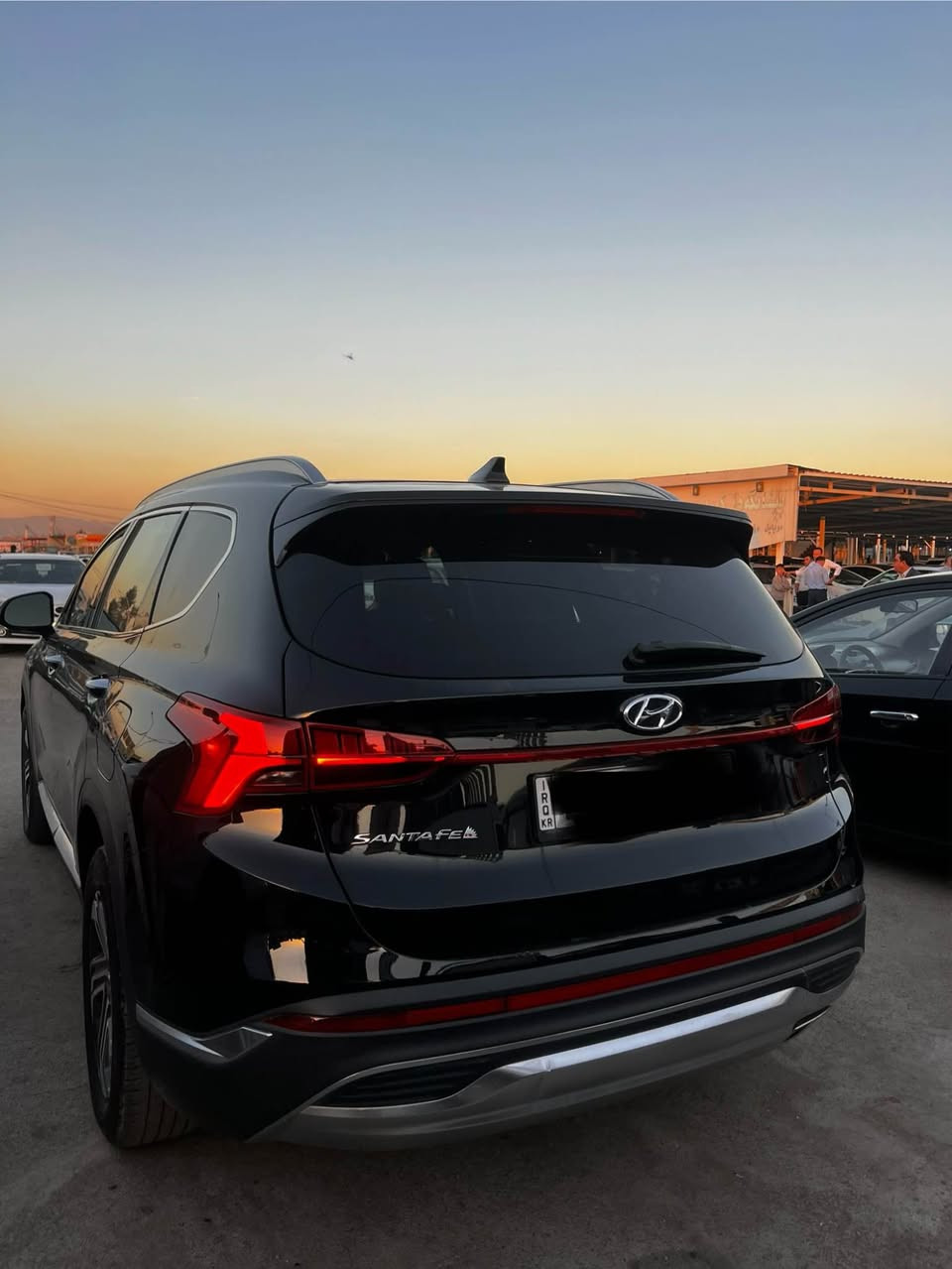 هيونداي سنتافي موديل ٢٠٢٢ أمريكي
فول فول مواصفات بانوراما
بابين صبغ بدون دواخل
سيارة كلش نظيفة 
سعر ٢١٥ مجال
مرقم الهاتف ***********
العنوان دهوك Singapore
