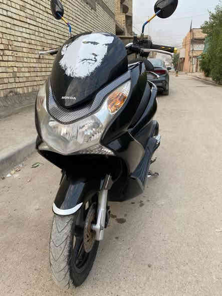 السلام عليكم
PCX 125
مواصفات 150
ماشية 28
حساس ازدحام ☑️
حساس استان☑️
كهربائيات ☑️
فول معدل وشلعة 
الدراجة خير من الله تجي وتشوف 
مكاني الامين الثانية سكينة
السعر 12 
رقم الهاتف ***********
متواجد واتساب
