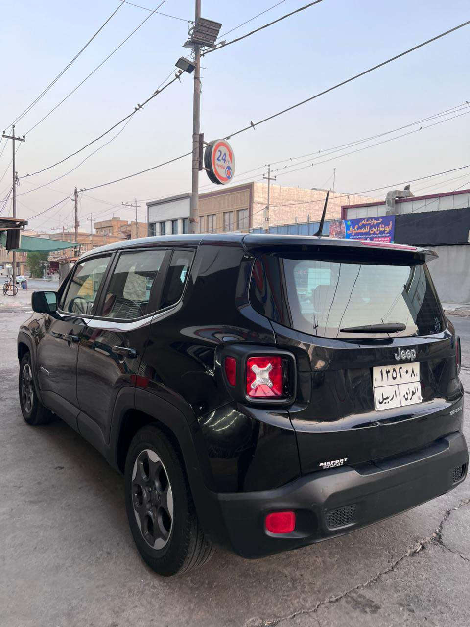 السلام عليكم جيب رنيكد لبيع موديل 2017 كلين بدون صبغ محرك 2400 بدون عيب

فحص هزه جديد رقم سنوي كل جديد 

مكان سيارا بغداد

سعر 113 وبيه مجال  

+964 783 803 9993 أربيل, العراق


**إذا كنت صاحب هذا الإعلان وتريد حذفه لأي سبب، رجاءا أرسل رسالة إلى الدعم الفني**