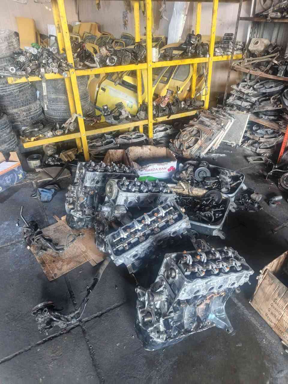 السلام عليكم تفصيخ جميع انواع السيارات الايراني محرك سايبه 200 ضمان 30 يوم محرك سمنت 400 ضمان 30 يوم  نشتري جميع الارقام بغداد مصفر هيئه غرامات بصمه سريعه سعر 12 ورقه فما فوق خصوصي 16 ورقه فما فوق  عنوان بغداد الزعفرانيه قرب جامع الصدرين جراج على الشحماني رقم الهاتف***********
