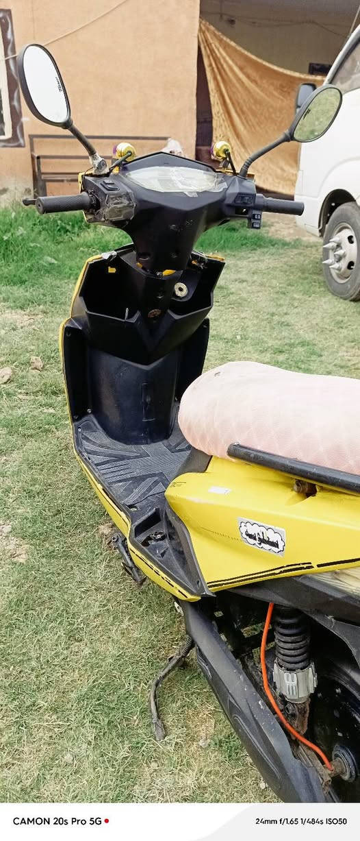 سلام عليكم درجه شحن سكنس موديل 2021 للبيع سعر 300 وبيه مجال لاستفسار خاص


**إذا كنت صاحب هذا الإعلان وتريد حذفه لأي سبب، رجاءا أرسل رسالة إلى الدعم الفني**