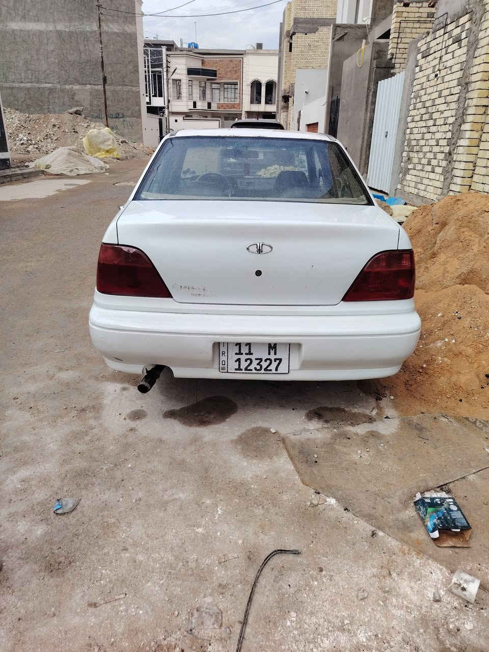 سلام عليكم
دايو سلو موديل 1996
سياره جديده
تخم تاير جديد 
صدر امامي وخلفي جديد 
كير ومكينه جدد 
كهربائيات كله شغاله 
تبريد شرط ابيع شغال نقص قايش
دوشمه عامه وسفريات  
مكلف بالنشر الاستفسار رقم الهاتف ***********
