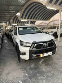 هايلوكس 2023 سعودي دبل سنتر لوك منفاخ ماشيه ٨٠ الف حقيقي السياره كفاله...