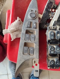 للبيع جملة • قطع غيار • لكل قطعة