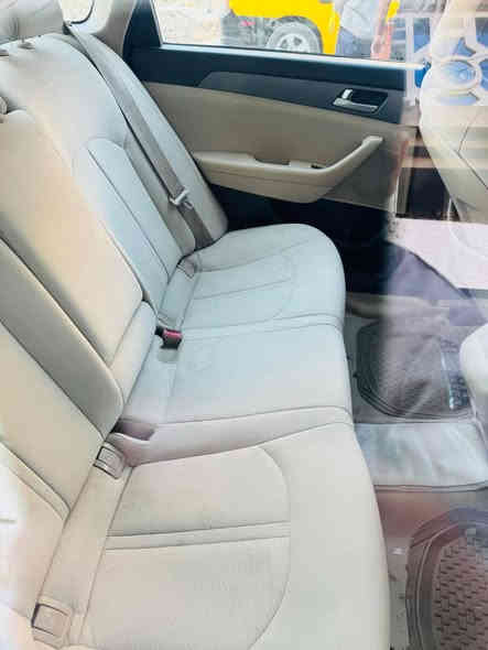 السلام عليكم
سوناتا ١٦ امريكي
مكينه كير شرط وحداديه شرط
حادثهه جاملغ امامي فقط
مكاني موصل برطله
رقم شمالي باسمي سنويه ٢٠٣٠
هزه جديده رقم وفحص سنويه جديد
سياره جاهزه للأخير
ماشيه ٩٨ ميل
تخم تاير وباتري جديد
تدفئه وتبريد شغال
سعر ١٢٢ وبي مجال بسيط للشراي
*********** او ***********
