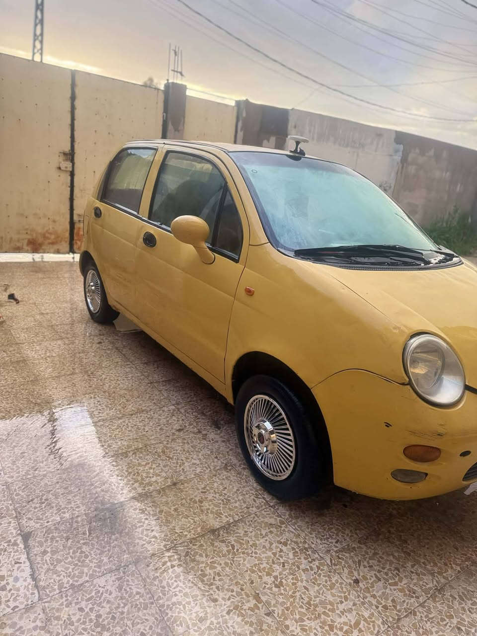 سلام عليكم كوكو للبيع موديل 12رقم نينوى هيئه وغرامات صفر صاحبها الشريع اني السعر 30بيا مجال شي بصيط  الرقم***********
