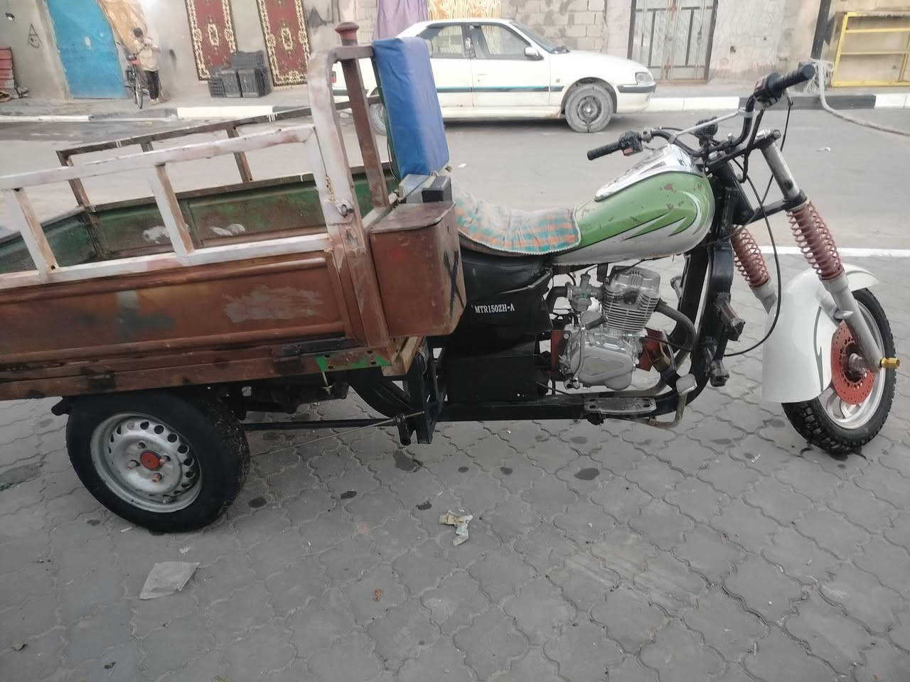 سلام عليكم ستوته ام تيار ادوات مكفوله مكينه جديده خاشوكه كصيره اكسن لطش تواير سايبه ستوته خير من الله مكان بصره زبير خاص وهذه رقم واتساب فقط***********
